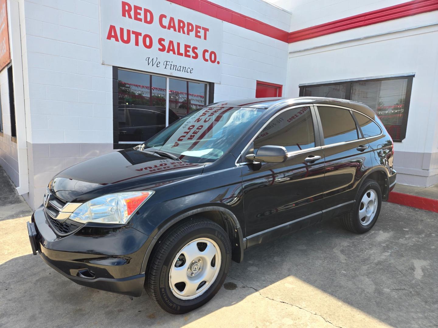 2010 Black Honda CR-V LX 2WD 5-Speed AT (5J6RE3H38AL) with an 2.4L L4 DOHC 16V engine, 5-Speed Automatic transmission, located at 503 West Court, Seguin, TX, 78155, (830) 379-3373, 29.568621, -97.969803 - Photo#0